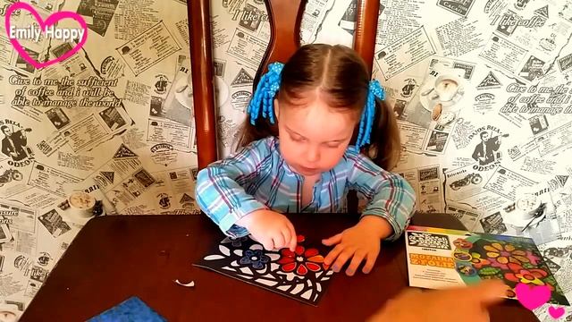 MAXI Kinder и мозаика из фольги))Emily Happy смотреть онлайн