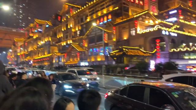 CHONGQING, CHINA: TRAVEL VLOG 🐼❤️🐨 смотреть онлайн