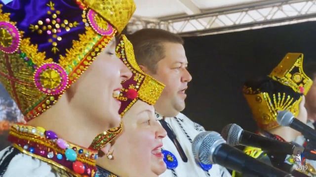 Старинная плясовая песня Порушка Параня дарит радость к Новому году смотреть онлайн