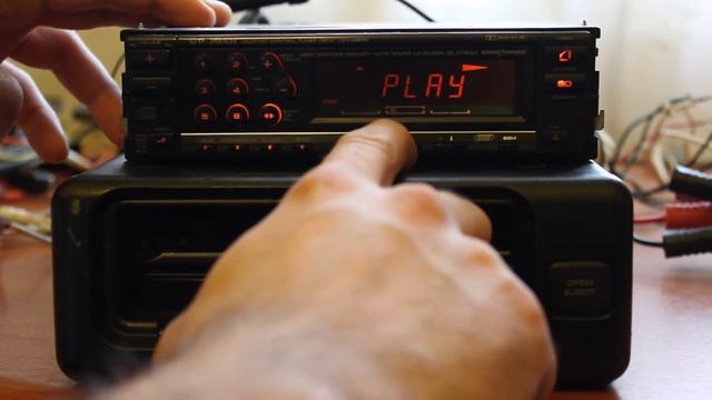 Pioneer KEX-M800 Tuner & Cassette Player With CDX-M30 CD Changer