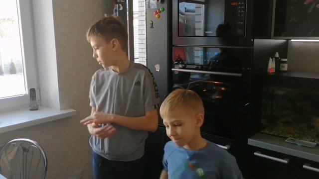 ?Лёгкий ммедовик. Приготовить может даже ребенок? смотреть онлайн