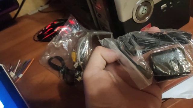 Магнитола с поворотным экраном. краткий обзор.