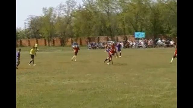 Нарезка фрагментов Гуляйполе - Енергодар, 1/4 финала смотреть онлайн