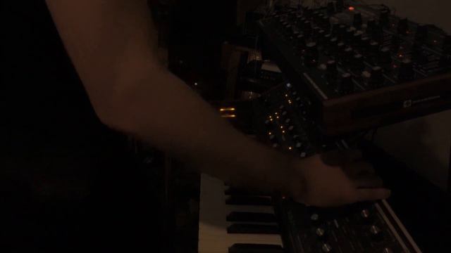 Reue - Huni [Home Studio Performance] смотреть онлайн