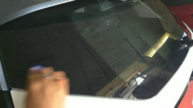 HOW TO: REMOVE WATER SPOTS FROM CAR WINDSHIELD смотреть онлайн