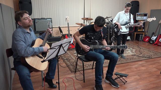 Классный концерт студии Аккорд эстрадное отделение (электрогитара, басгитара) 13.12.2018 смотреть онлайн