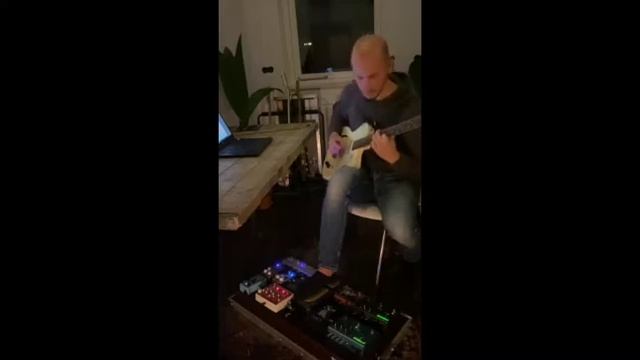Ambient Baritone guitar смотреть онлайн