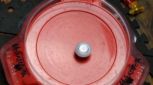 Как сделать очень сильный запуск веревочным пускателем. Уроки Бейблейд. #Beyblade Burst