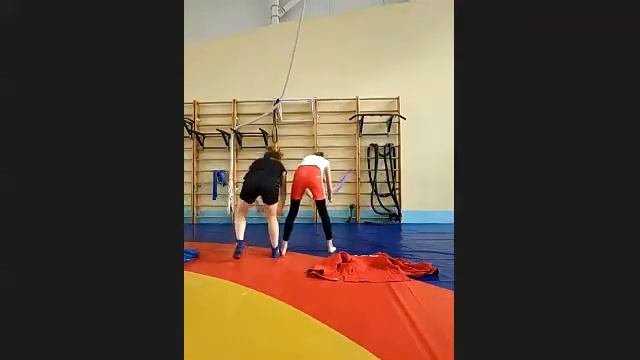 Тренировочное занятие в онлайн формате под руководством тренера Коновалова А.Ю. от 07.10.2020 г. смотреть онлайн