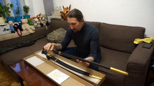 Шашки производства Русской оружейной мануфактурs "Назаров и Калибр" смотреть онлайн