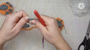 Видео мастер-класс Лапка Котика - вязаный крючком брелок из остатков плюшевой пряжи