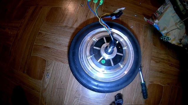 Ветрогенератор из мотор колеса Часть 1 смотреть онлайн