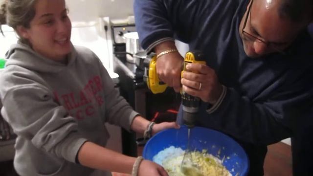 Cyborg cake mixer смотреть онлайн