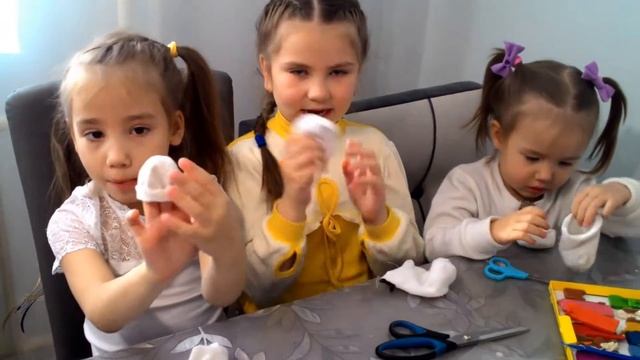 Снеговик из носка своими руками / Мягкая игрушка своими руками / Делаем с детьми смотреть онлайн