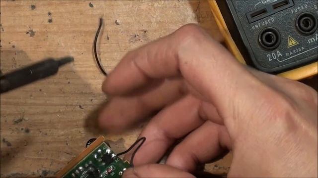 Портативная колонка не включается смотреть онлайн