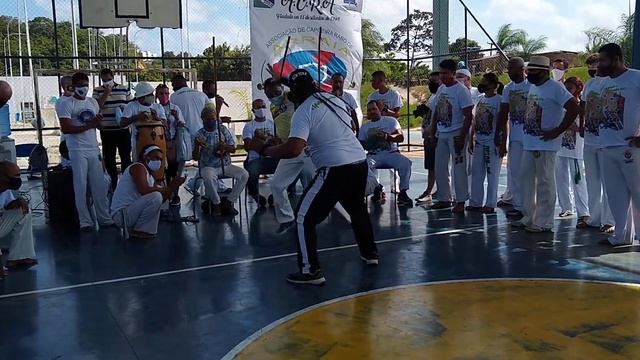 Grupo Ubatã capoeira Mestre Nestor batizado do grupo rabo de arraia(4) смотреть онлайн