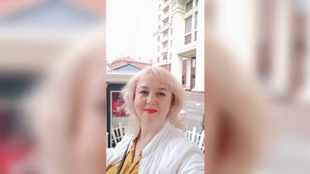 Прогулки:Остров мечты,Манежная площадь,тропа сказок в парке Кузьминки.Весна,2022 смотреть онлайн