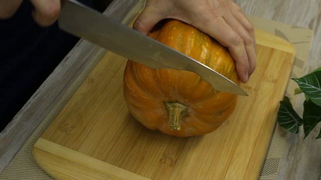 Kürbis schmeckt besser als Pizza! Einfach den Kürbis reiben und 3 Eier hinzufügen 2 Kürbisrezepte! смотреть онлайн