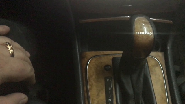 Автолюбители уже оценили удобство использования камер заднего вида. Установка на Мерседес Е211 смотреть онлайн