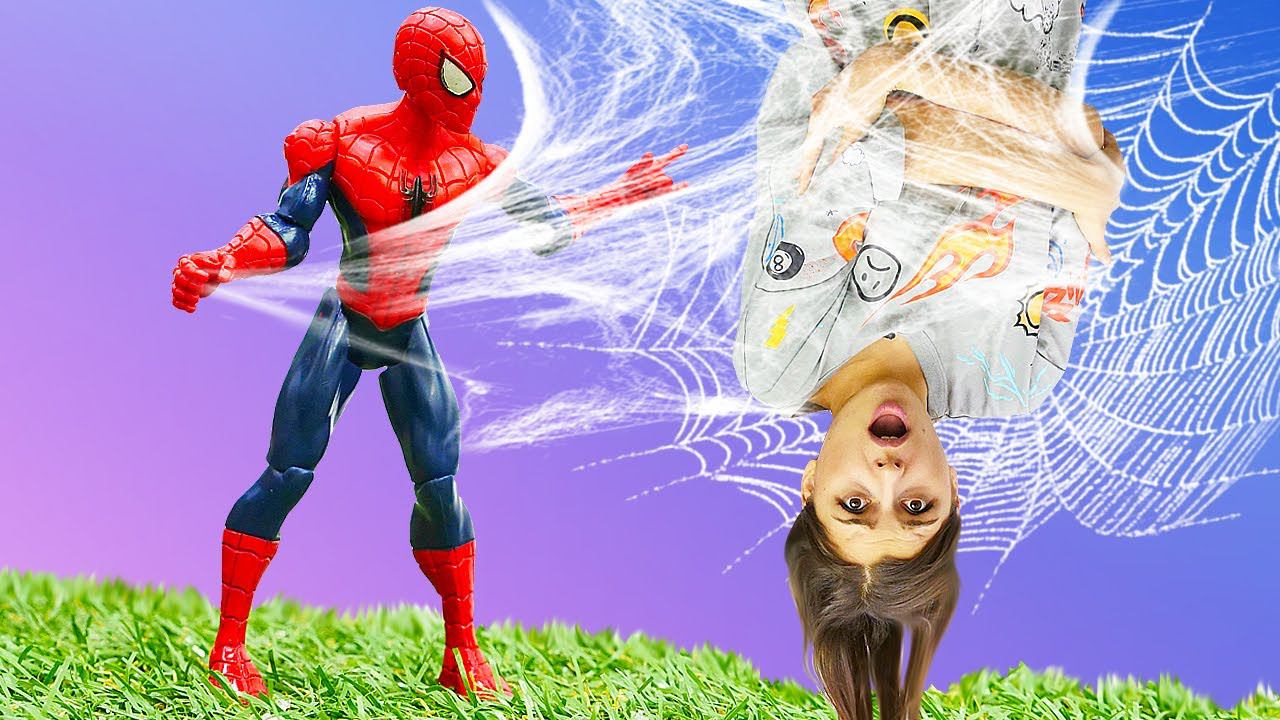 Бэтмэн пропал! Человек-паук спешит его искать. Супергерои для мальчиков. смотреть онлайн