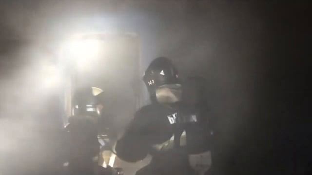 В деревне Слобода сгорел дом смотреть онлайн