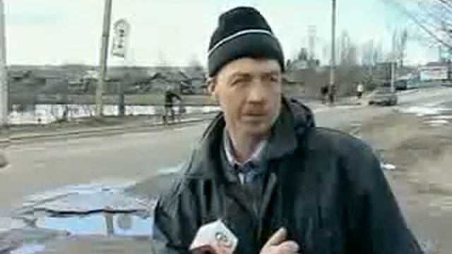 Мужик дает интервью смотреть онлайн