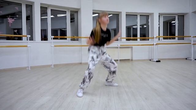 Новогодний выпуск студии танцев «Quick Dance Сургут» смотреть онлайн