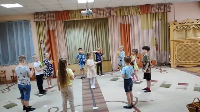 Музыкально-ритмическая игра "Дирижер и оркестр" для детей старшего дошкольного возраста. смотреть онлайн
