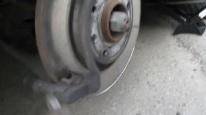 Замена колодок Пежо 301