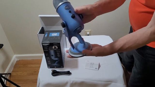 Blue Yeti USB Microphone PC & Mac Gaming Podcast смотреть онлайн