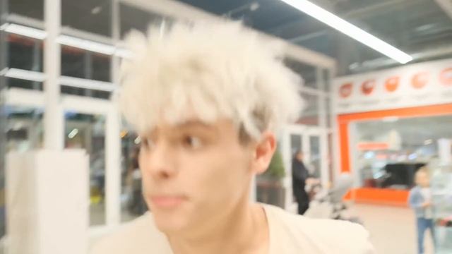 КТО ПОСЛЕДНИЙ ПОКИНЕТ ДВИЖУЩЕЙСЯ АВТОБУС Получит 5000$ смотреть онлайн