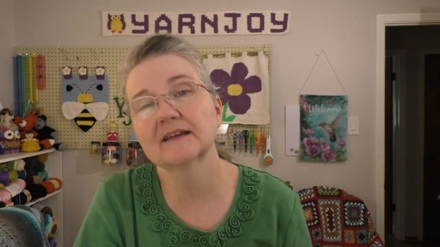 Episode 108: Finished Preemie Hat and a Squashed Rat смотреть онлайн