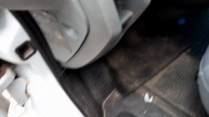 Не работает стеклоподъемник водительской двери Рено Трафик