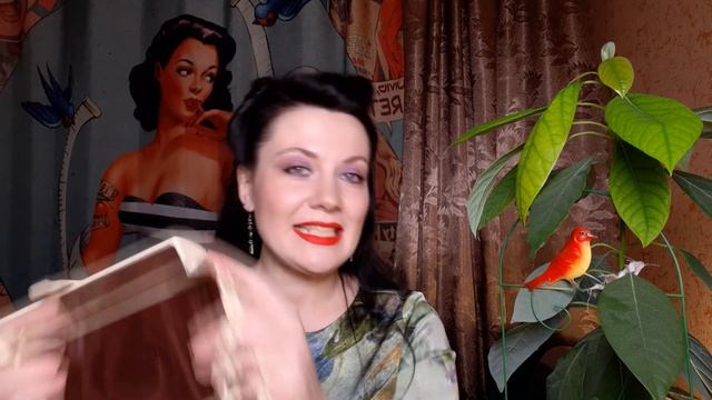 Винтажные магазины: шелк из Ленинабада, чехословацкое стекло, пудра "Ленинград"... смотреть онлайн