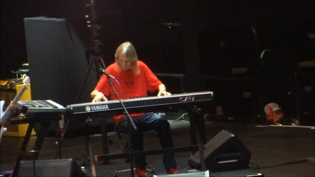 Eric Clapton - Cross Road Blues - PPG Paints Arena - Pittsburgh, PA - September 8, 2023 смотреть онлайн