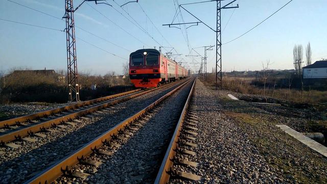Электропоезд ЭД4М-042 сообщением Дербент-Граница (РФ).