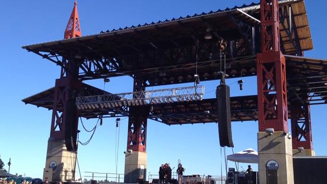 Steve Martin & Steep Canyon Rangers смотреть онлайн