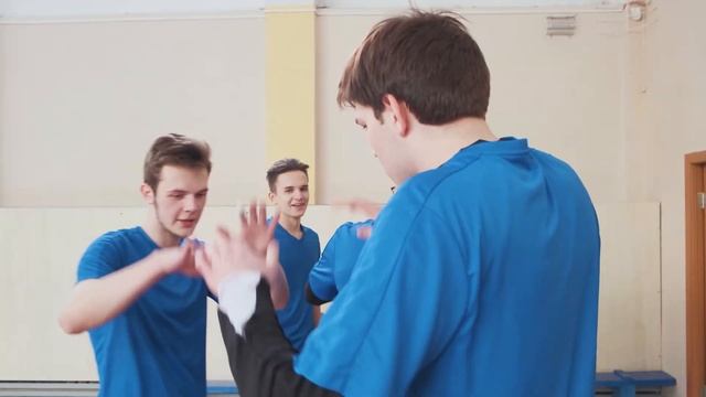 Волейбольная команда Гимназии №80 смотреть онлайн