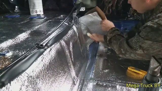 Тепло шумоизоляция кабины Scania своими руками смотреть онлайн