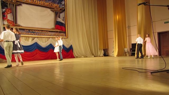 "Осенний вальс" в исп. детей воскресной школы смотреть онлайн
