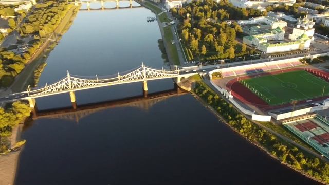 Тверь, 9 сентября 2022 года. Простая, но красивая с высоты. смотреть онлайн