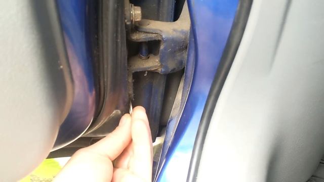 Быстрый ремонт передней петли двери на Лачетти