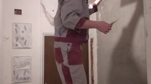 Наношу финишный слой шпаклевки на потолок под покраску. Ремонт коридора ч 17