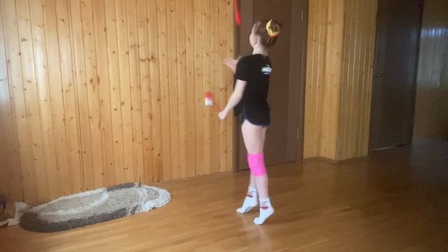 ЭЛЕМЕНТЫ МАСТЕРСТВА С БУЛАВАМИ ПО НОВЫМ ПРАВИЛАМ 2022-2024!??ВЛОГ/Kristy RG смотреть онлайн