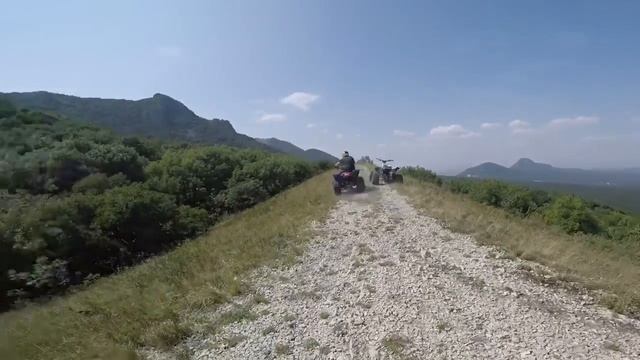 На KTM, Yamaha raptor 700R. Suzuki LTR 450 по Бештау смотреть онлайн