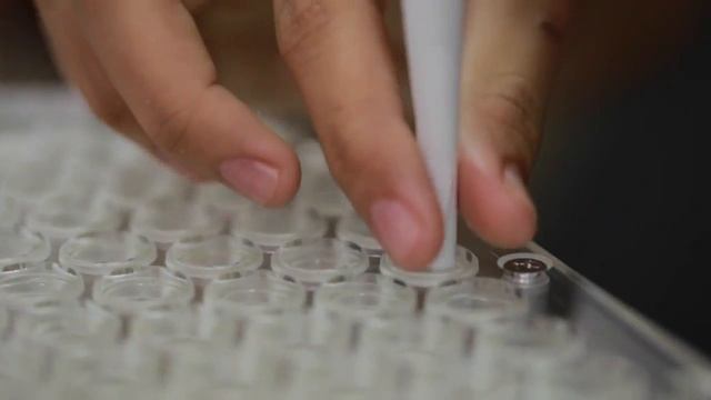 The Futurola KnockBox смотреть онлайн