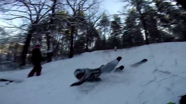 Эффектное падение Тосика со сноускейта смотреть онлайн