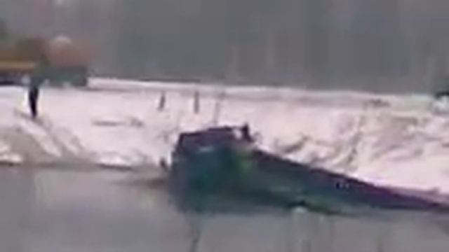 Супержесть!!! Там тоже люди живут смотреть онлайн