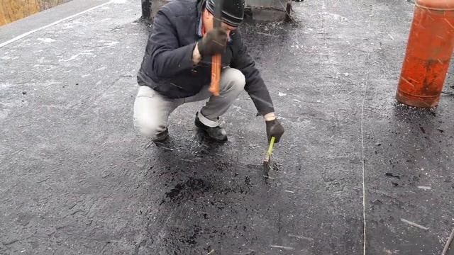 КРОВИНТЕХ т. 89086343433 ЕКБ Вырубка кровли после спекания Онуфриева 32 1