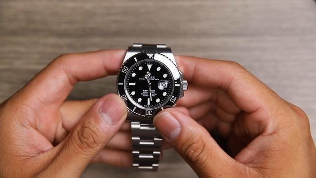 7 DAYS IN A WEEK | WEARING THE ROLEX SUBMARINER DATE 126610 смотреть онлайн